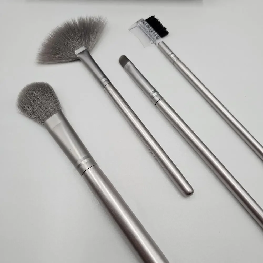 Pivotal Mackup Brushes Set Of 4 New In Box